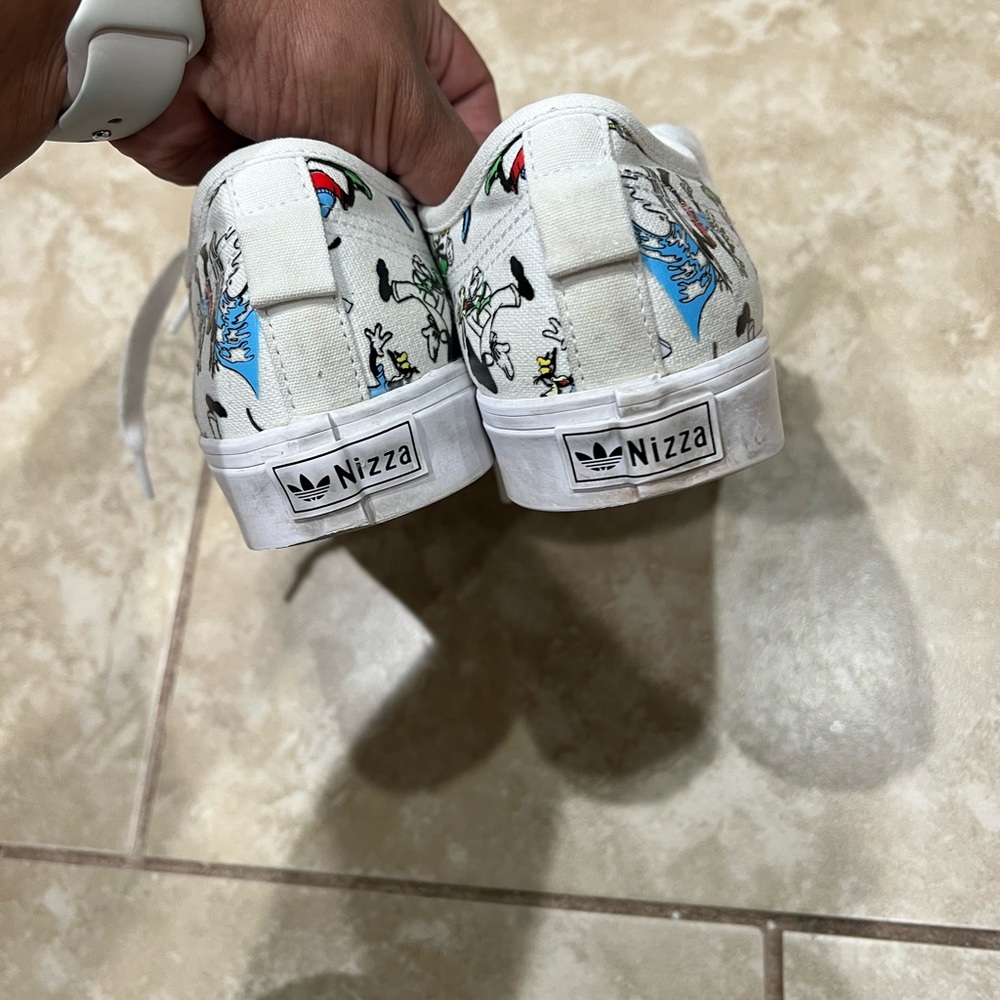 Adidas Disney Nizza Goofy Sneakers - White Ortholite EUC Size 6.5 Men 8.5 Woman - Picture 8 of 9